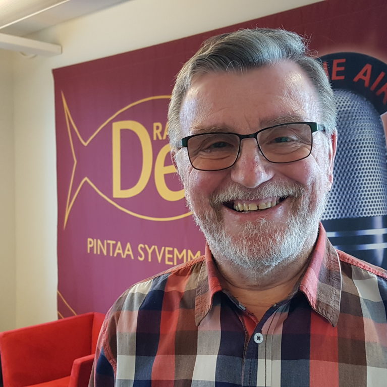 KUUNTELE: Aamuvieraana Jorma Kalajoki