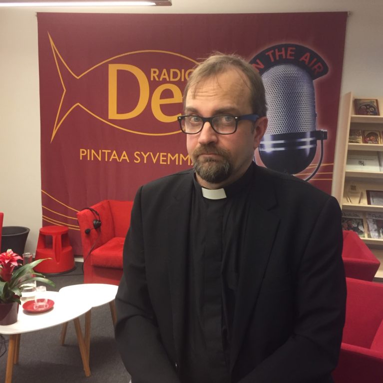 KUUNTELE Vuoden pappi, Markus Kartano on digiosaaja