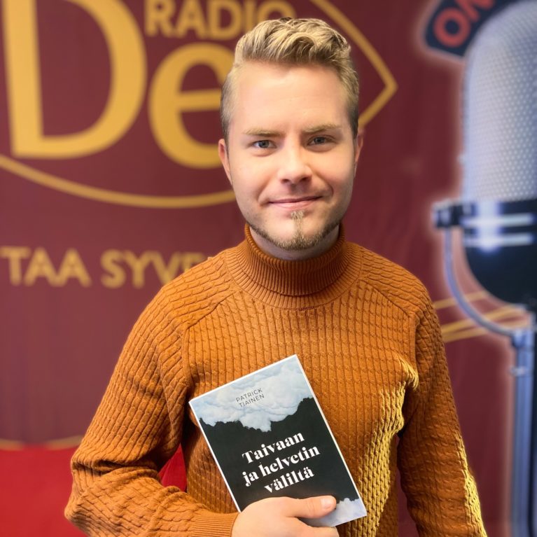 KUUNTELE: Patrick Tiainen menetti homoutensa tunnustamisen myötä ympäriltään kaiken, mutta sai tilalle toivon ja helpotuksen – puhu edes  jollekin, hän kehottaa